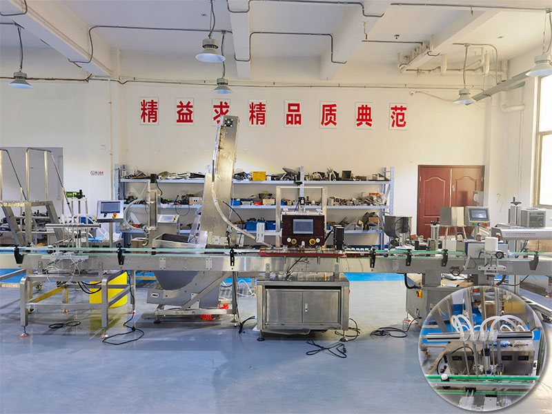 全自動灌裝機(jī)生產(chǎn)線兼容多種容器(圖1)