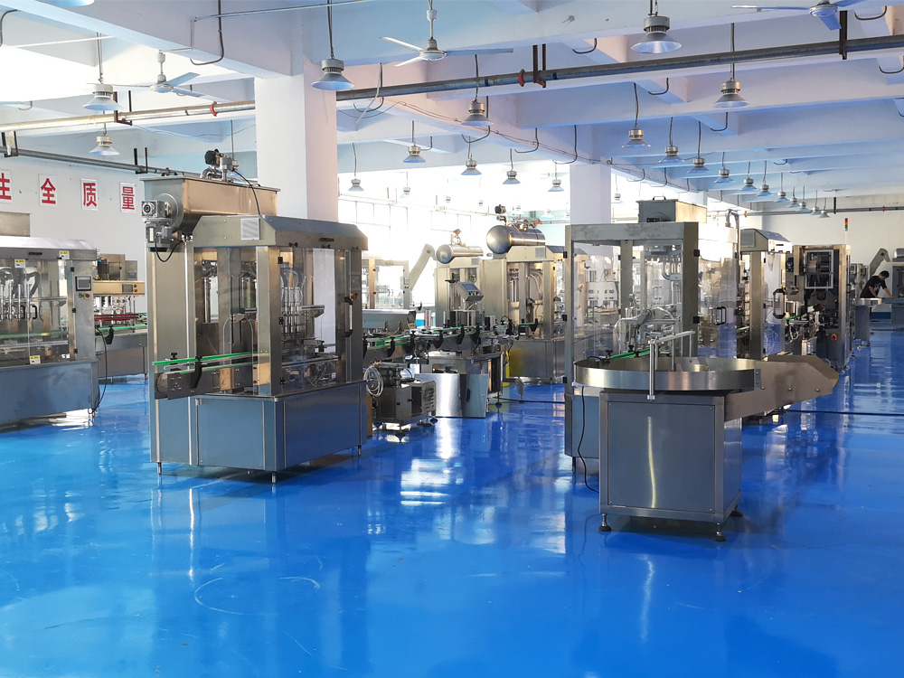 全自動(dòng)液體、膏體灌裝生產(chǎn)線(xiàn)裝配成品展示