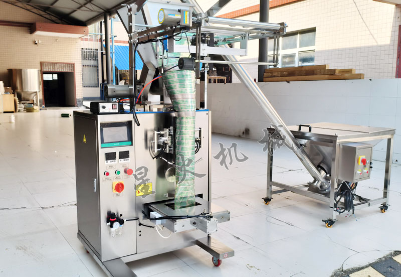 南京大袋立式紅棗粉包裝機多樣化包裝方案——自動上料包裝切袋